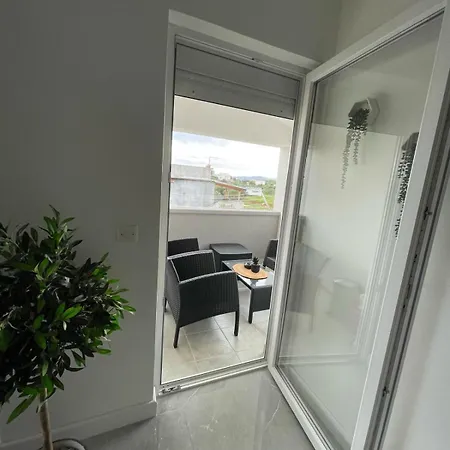 Mia 2 * ביבינייה