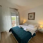 Mia 2 Apartmán Bibinje