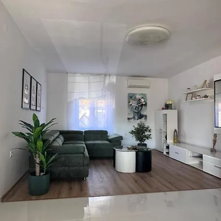 Mia Apartmán Bibinje