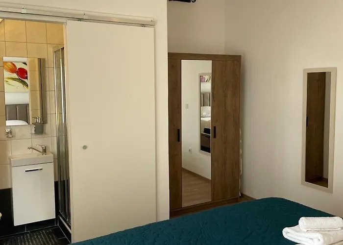Apartamento Mia 2 *